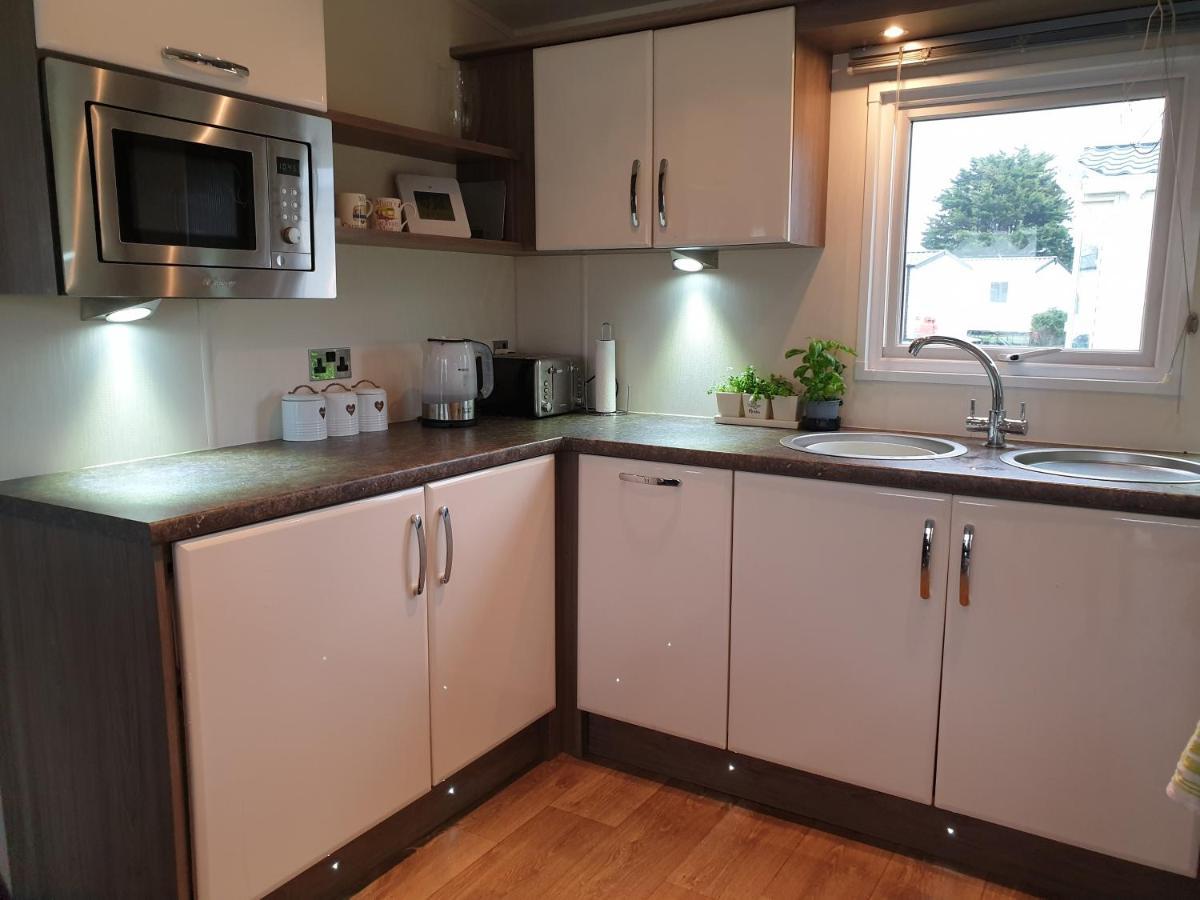 Privately Owned Stunning Caravan Seawick Holiday Park St Osyth Jaywick Sands Zewnętrze zdjęcie