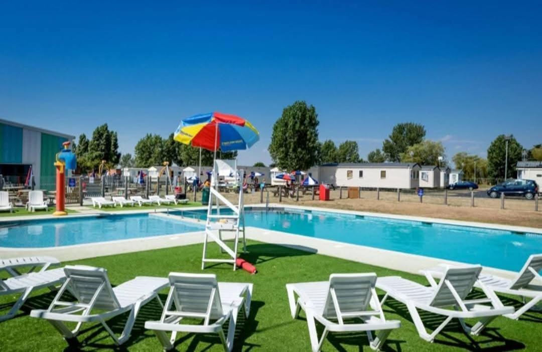 Privately Owned Stunning Caravan Seawick Holiday Park St Osyth Jaywick Sands Zewnętrze zdjęcie